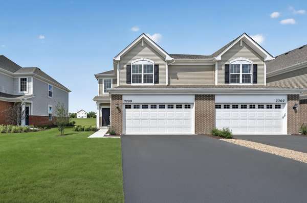 7709 Nightshade LN, Joliet, IL 60431