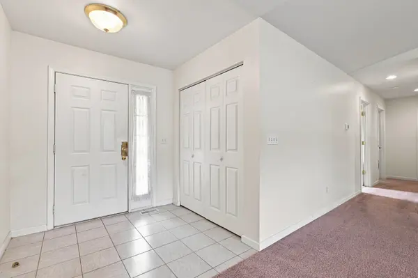203 Ira ST, Urbana, IL 61802