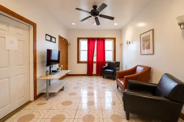 5134 S Wolcott AVE, Chicago, IL 60609