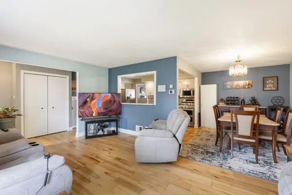 7340 W 154th ST, Orland Park, IL 60462