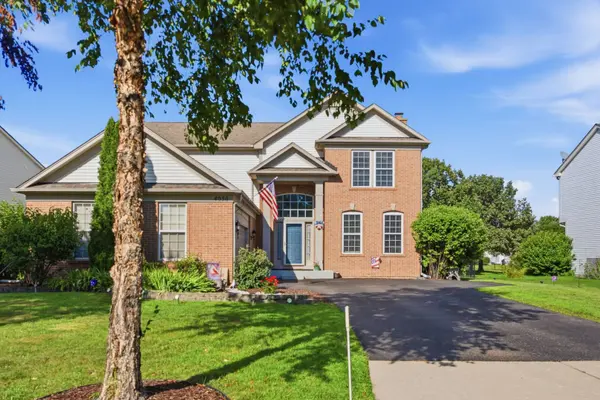 4050 Bunker Hill DR, Algonquin, IL 60102