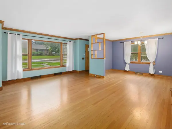 4503 Fairview AVE, Downers Grove, IL 60515