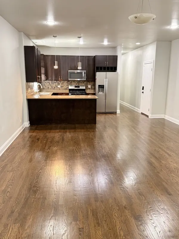 3862 S Lake Park AVE #1s, Chicago, IL 60653