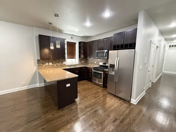 3862 S Lake Park AVE #1s, Chicago, IL 60653