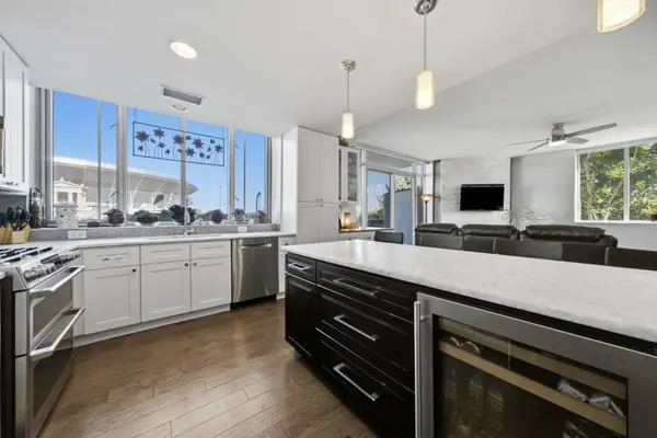 1515 S Prairie AVE #406, Chicago, IL 60605