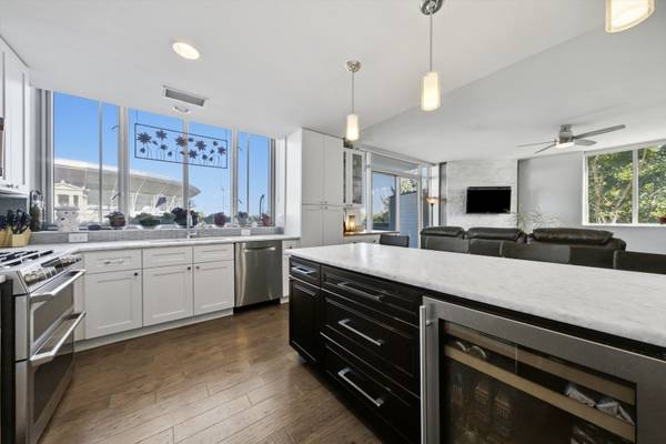 1515 S Prairie AVE #406, Chicago, IL 60605