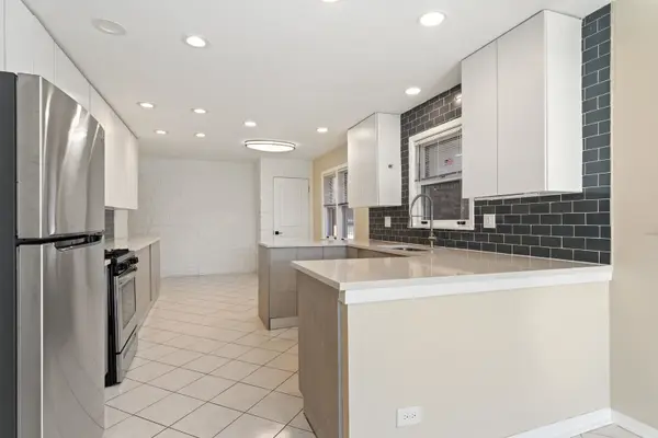 4945 N Neva AVE, Chicago, IL 60656