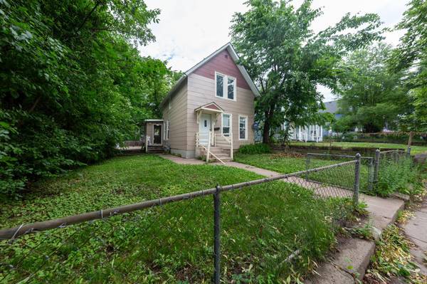 955 Wilson AVE, Saint Paul, MN 55106