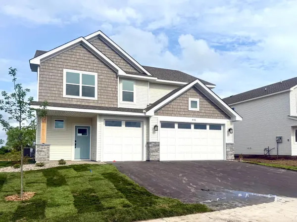806 Hopkins LN, Buffalo, MN 55313