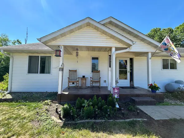 E5102 1040th AVE, Wheeler, WI 54772