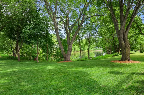 880 Pearl View DR, Sauk Rapids, MN 56379