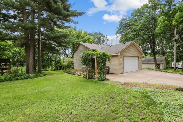 440 Grove RD, Wyoming, MN 55092