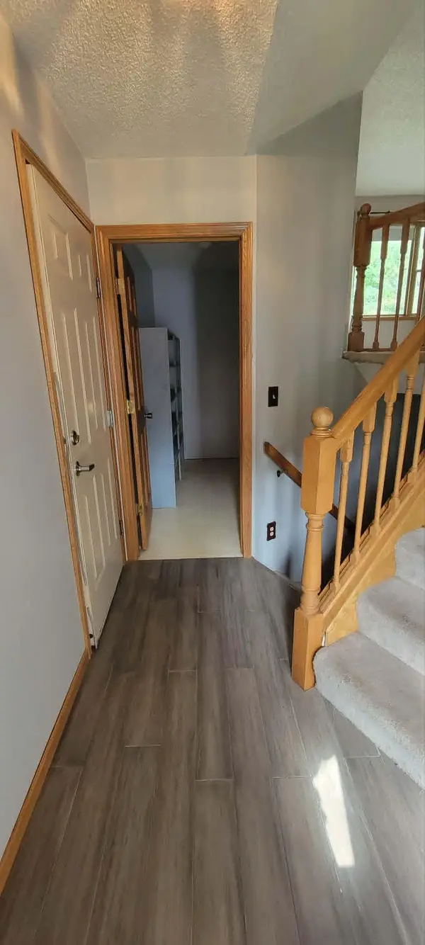 3237 Belmar DR, Vadnais Heights, MN 55127