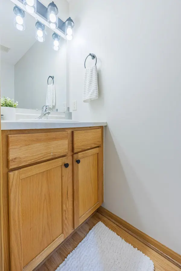 1512 Albemarle ST, Saint Paul, MN 55117