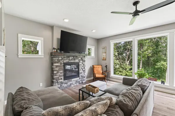 1747 198th AVE NW, Oak Grove, MN 55011