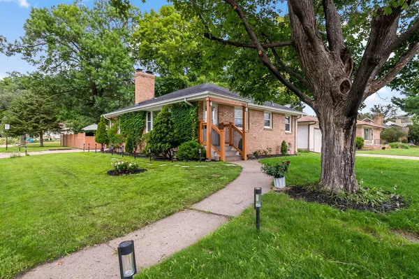 7144 Harriet AVE, Richfield, MN 55423