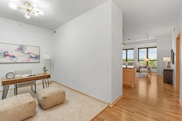 4525 Park Commons DR #521, Saint Louis Park, MN 55416