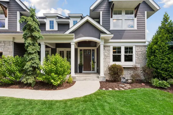 5290 Shenandoah LN N, Plymouth, MN 55446