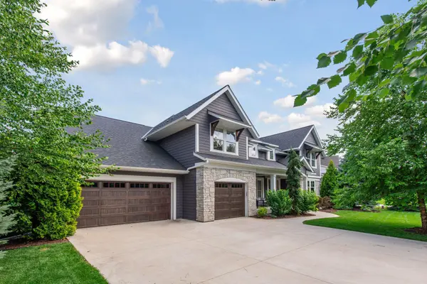 5290 Shenandoah LN N, Plymouth, MN 55446