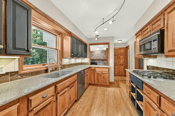 1408 Woodland DR SW, Rochester, MN 55902