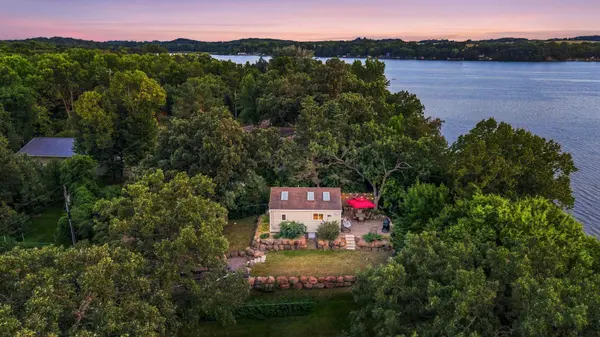 20805 Edgewater RD, Richmond, MN 56368