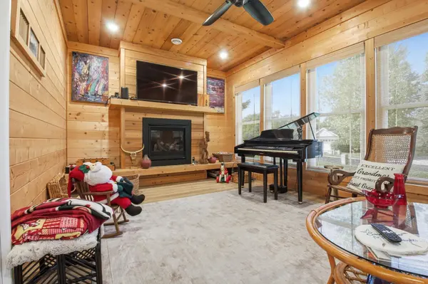 13392 County Road 4 NE, Spicer, MN 56288