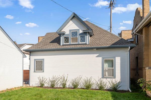 911 Lincoln AVE #CH, Saint Paul, MN 55105