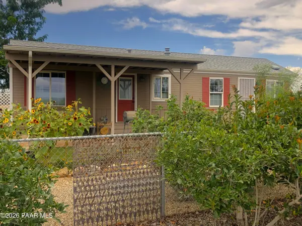 170 S Jay Bird LN, Dewey-humboldt, AZ 86327