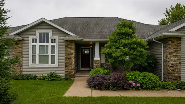 5151 HIGH POINTE DR, Winneconne, WI 54986