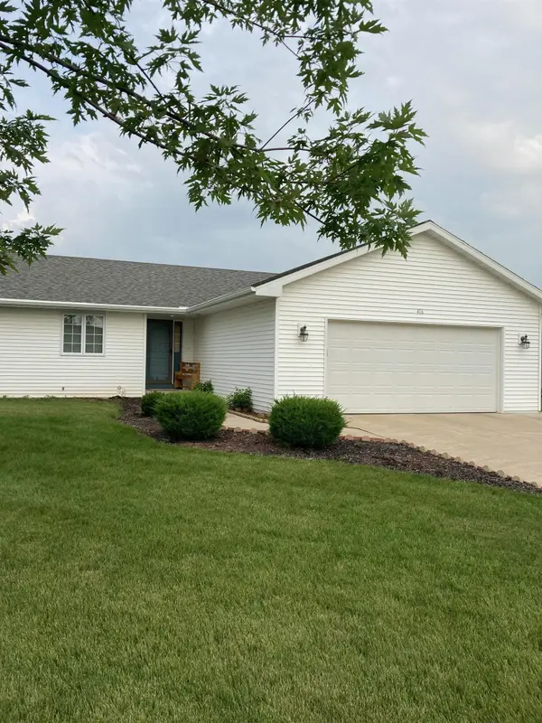 416 PATRICK LN, Pulaski, WI 54162