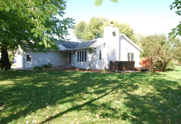 W4711 GOLF COURSE DR, Taycheedah, WI 54935