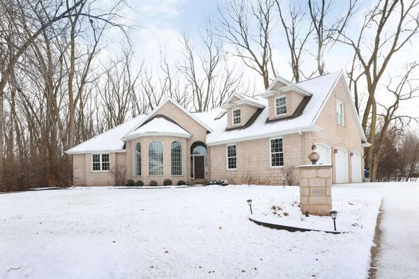 1607 GERSHWIN LN, Neenah, WI 54956