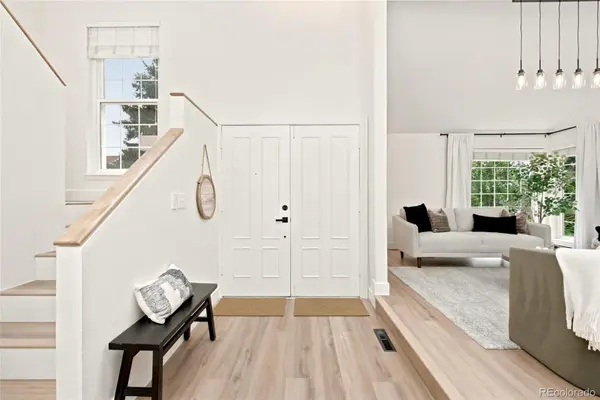 7572 S Rosemary CIR, Englewood, CO 80112
