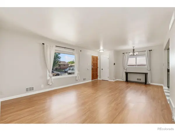 7270 Avrum DR, Denver, CO 80221