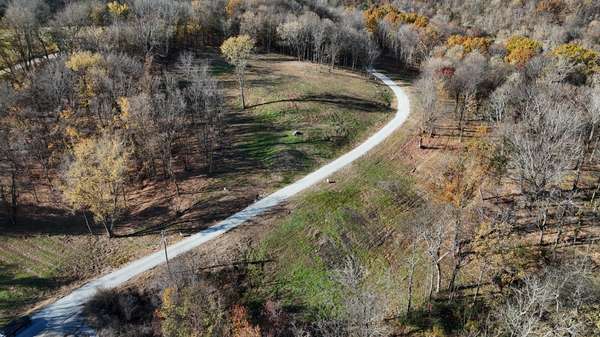 2090 Wild Cherry Dr, Lewisburg, TN 37091