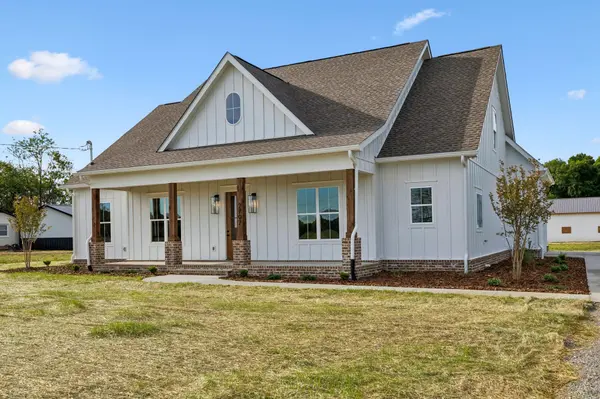2797 Unionville Rd, Chapel Hill, TN 37034