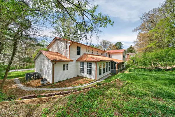 1360 Charles St, Cookeville, TN 38506