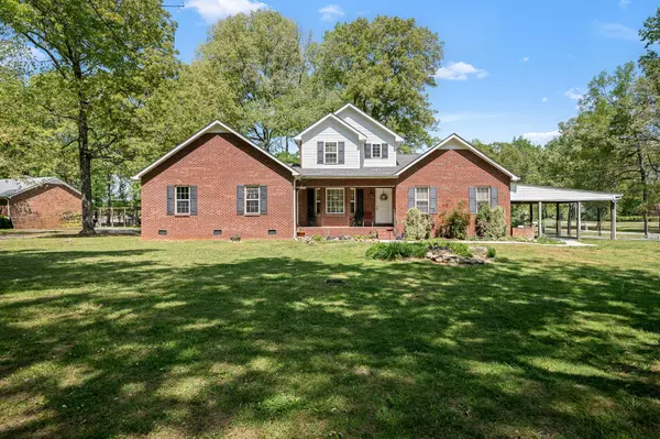 112 Prince Ln, Tullahoma, TN 37388