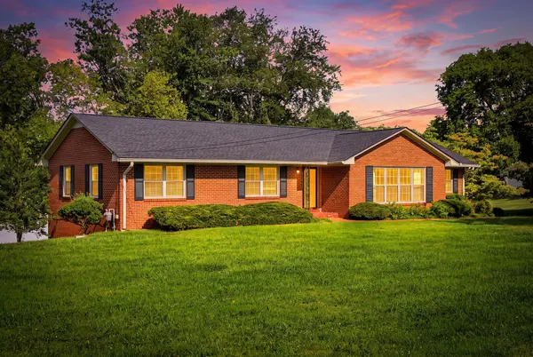500 N Russell St #N, Portland, TN 37148