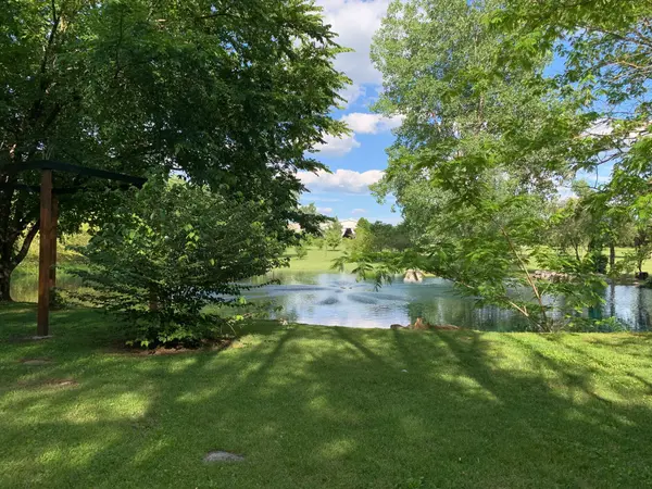 7052 W Gum Rd, Murfreesboro, TN 37127