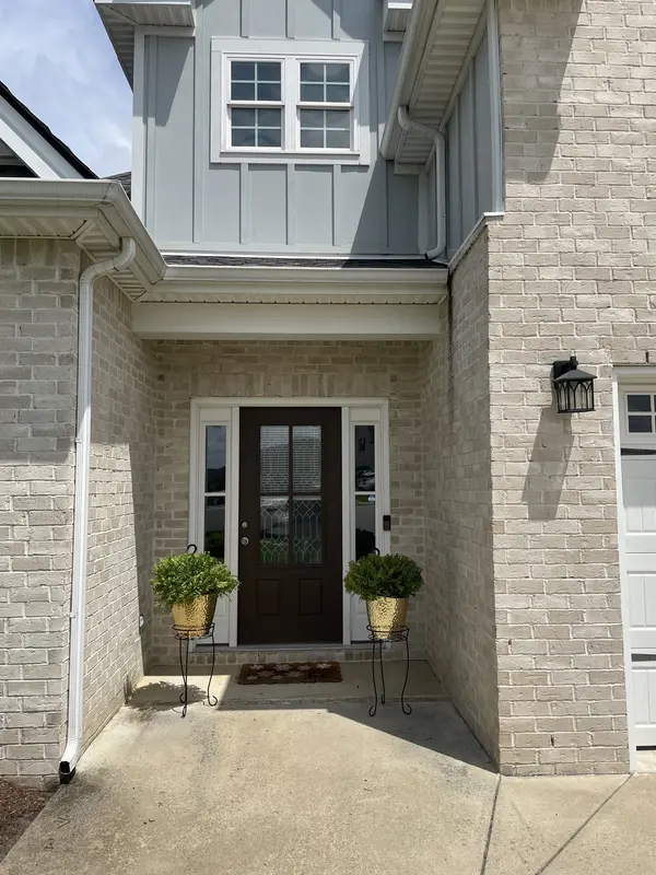 303 Edna May Dr, Murfreesboro, TN 37128