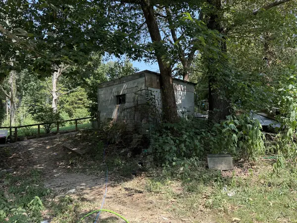 5460 Palmersville HWY #89, Palmersville, TN 38241