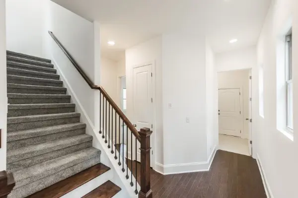 162 Oasis Dr, La Vergne, TN 37086