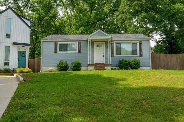 2913B Branch Ct, Nashville, TN 37216