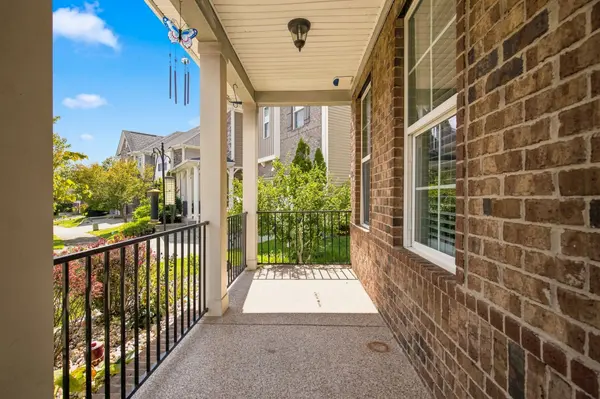 2160 Hickory Brook Dr, Hermitage, TN 37076