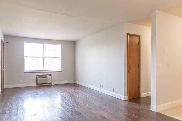 2530 Sharondale Dr #B7, Nashville, TN 37215