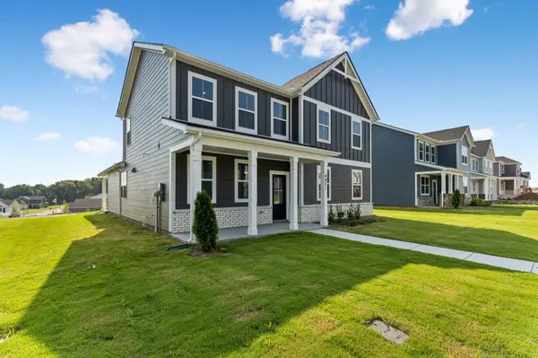 4021 Red Hawk Rd, Columbia, TN 38401
