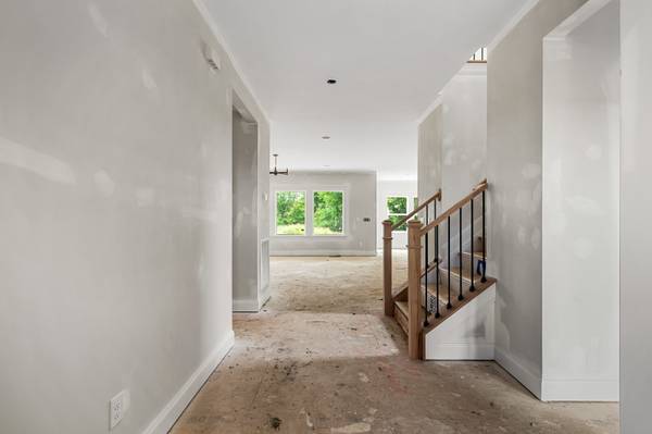 572 Baker Rd, Columbia, TN 38401
