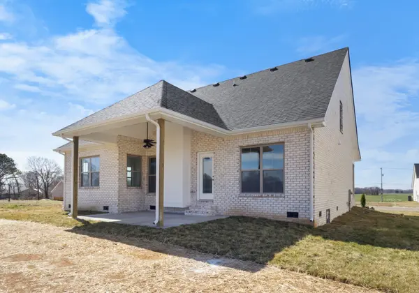 109 Aspen Pine Dr, Clarksville, TN 37043