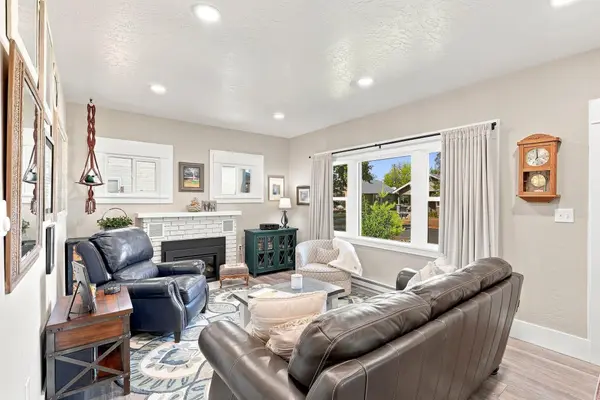 1108 E Providence Ave, Spokane, WA 99207